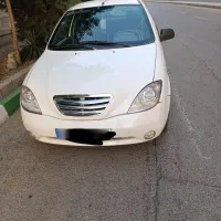 سواری همراه باراننده