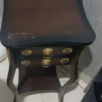 کنار مبلی