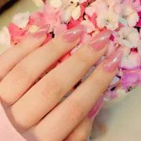 تخفیف عیدانه کاشت وآموزش ناخن