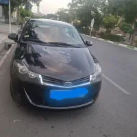 ۳۱۵ هاچبک بی رنگ کم کار