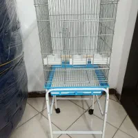 قفس پرنده چرخ دار