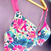 لباس زیر|لباس|قم, شهر قائم|دیوار