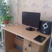 میز کامپیوتر و صندلی