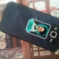 گوشی مدل j7