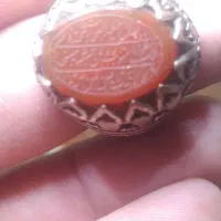 انگشتر عقیق قرمز یمنی کهنه سوارش برنجه