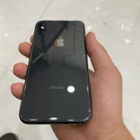 ایفون xs