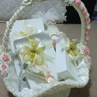سبد تزئینی عروس / بله‌برون  به همراه سبد چوبی
