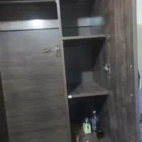 کمد آویز لباس، دو کشو و چهار طبقه دار چوب گردو
