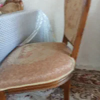 یک سری لوازم منزل ب فروش می‌رسد