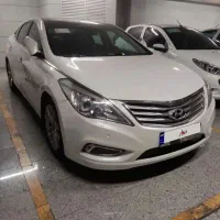 آزرا گرنجور 2013