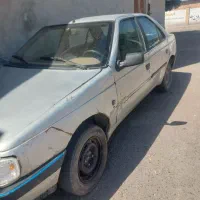 پژو ۴۰۵مدل ۸۸ رنگ نقر ه ای موتور گیربکس سالم