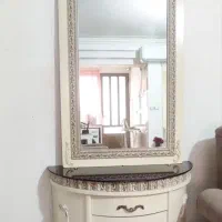 آینه و کنسول در حد نو