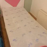 تخت خواب یک نفره