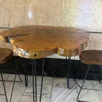 میز و صندل چوبی