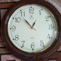 ساعت دیواری