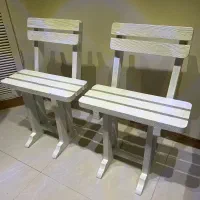 2 عدد صندلی چوبی خاص ۵ تومن