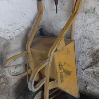 فرغون آذرین