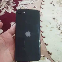 آیفن se 2020
