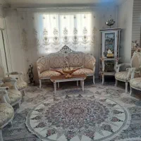 مبل ۹ نفره سلطنتی در حد نو تقریبا استفاده نشده