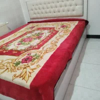 تخت  دو نفره