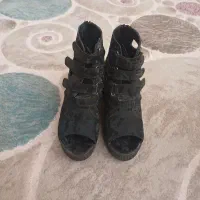 کفش تابستانه شیک و تمیز