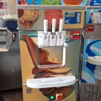 دستگاه بستنی ساز