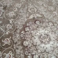فرش ۶ متری قهوه‌ای طرح‌دار