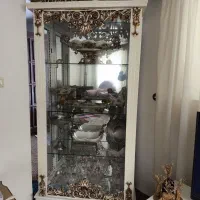 بوفه سفید طلایی کاملا سالم