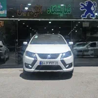کوییکR سفید مشکی مدل 404مدارک اماده