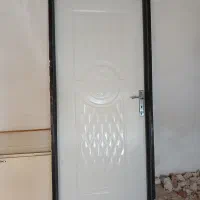 چهار چوب با در سالم
