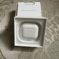 AirPods 4