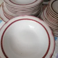 یک ست ظرف 6 نفره