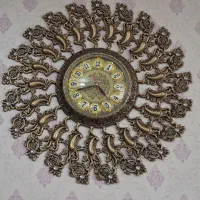 ساعت دیواری