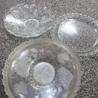 ظروف شیشه ای آشپزخانه.