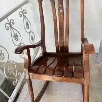 صندلی چوبی