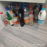 بطری آب معدنی خالی