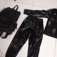 ک وشلور چرمی اسپرت .و کوله پشتی