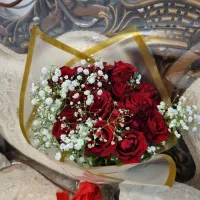دسته گل رز طبیعی برای استقبال کربلایی