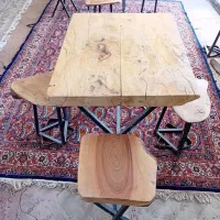 میز وصندلی