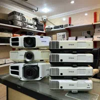 بورس پخش انواع ویدیو پروژکتور