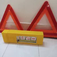 فروش علامت خطر ماشین وچراغ قوه