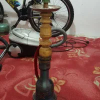 قلیان تنه چوبی و چند تا شیشه قلیان شلنگ و غیره