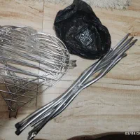 پایه قابلمه ایستاده