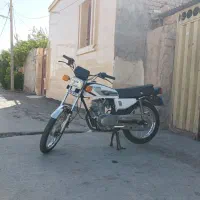 موتور مدل۸۸پلاک‌ملی مدارک کامل یک سال بیمه