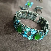 دستبند و انگشتر قدیمی