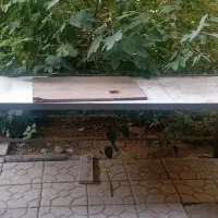 میز اهنی(چهار پایه)