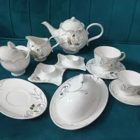 صبحانه خوری ۶ نفره  گل برجسه طلایی ۵ میلیون