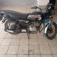 موتور پیشرو 200