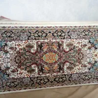 یک جفت پشتی کاملا تمیز وسالم