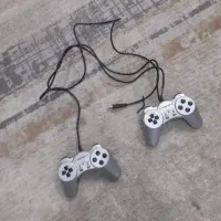 دسته موبایل و کامپیوتر